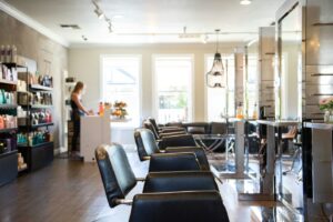 Comment faire connaitre son salon de coiffure